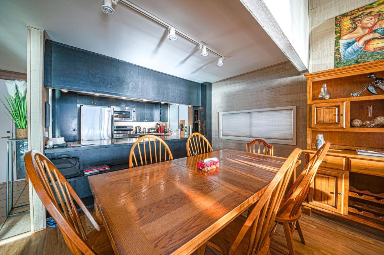 Waterfront Cottage With Superb Coastline Views West Vancouver Bagian luar foto