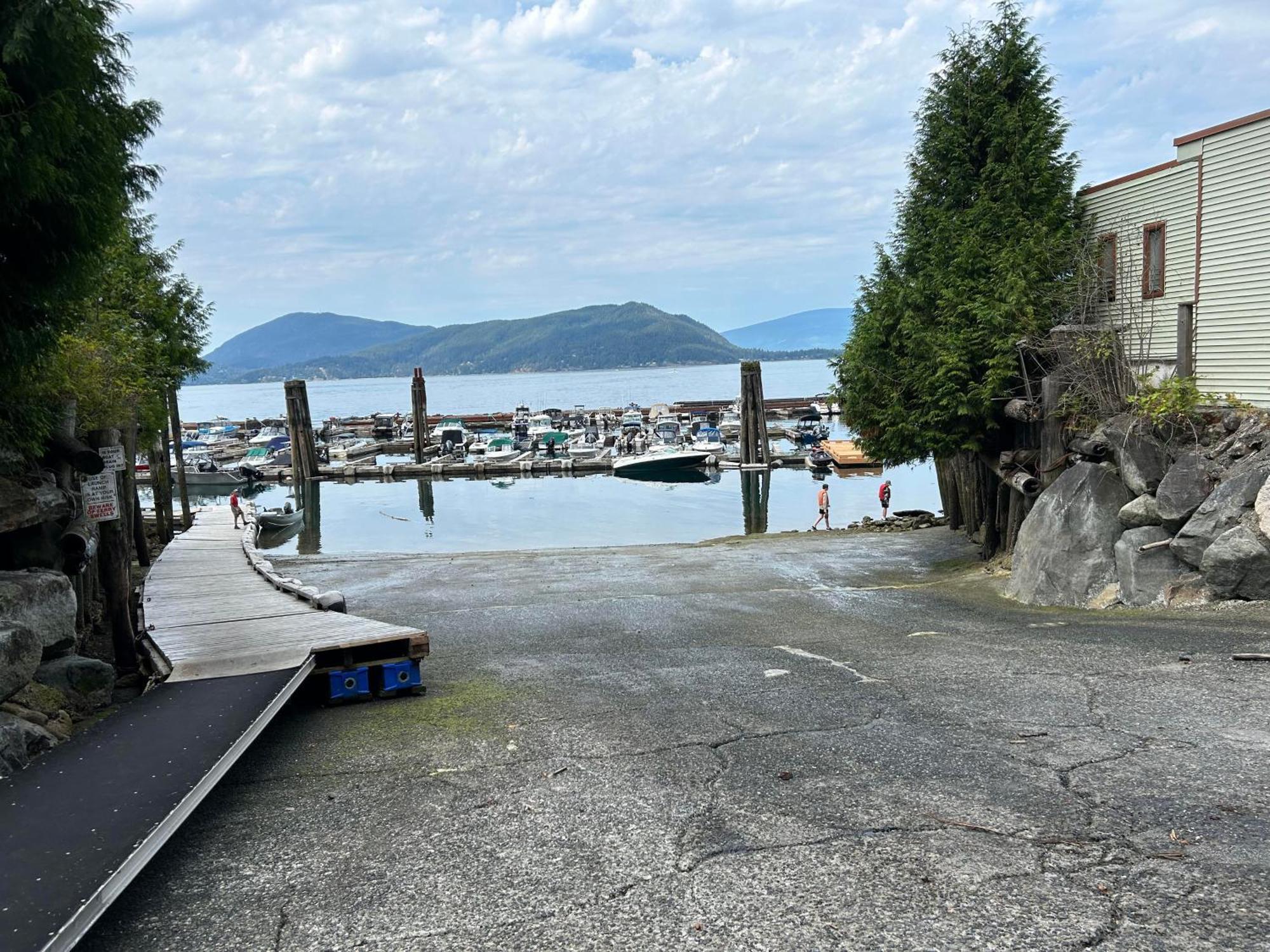 Waterfront Cottage With Superb Coastline Views West Vancouver Bagian luar foto